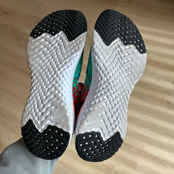 NIKE EPIC REACT FLYKNIT “BELGIUM” - Picture 9 of 9